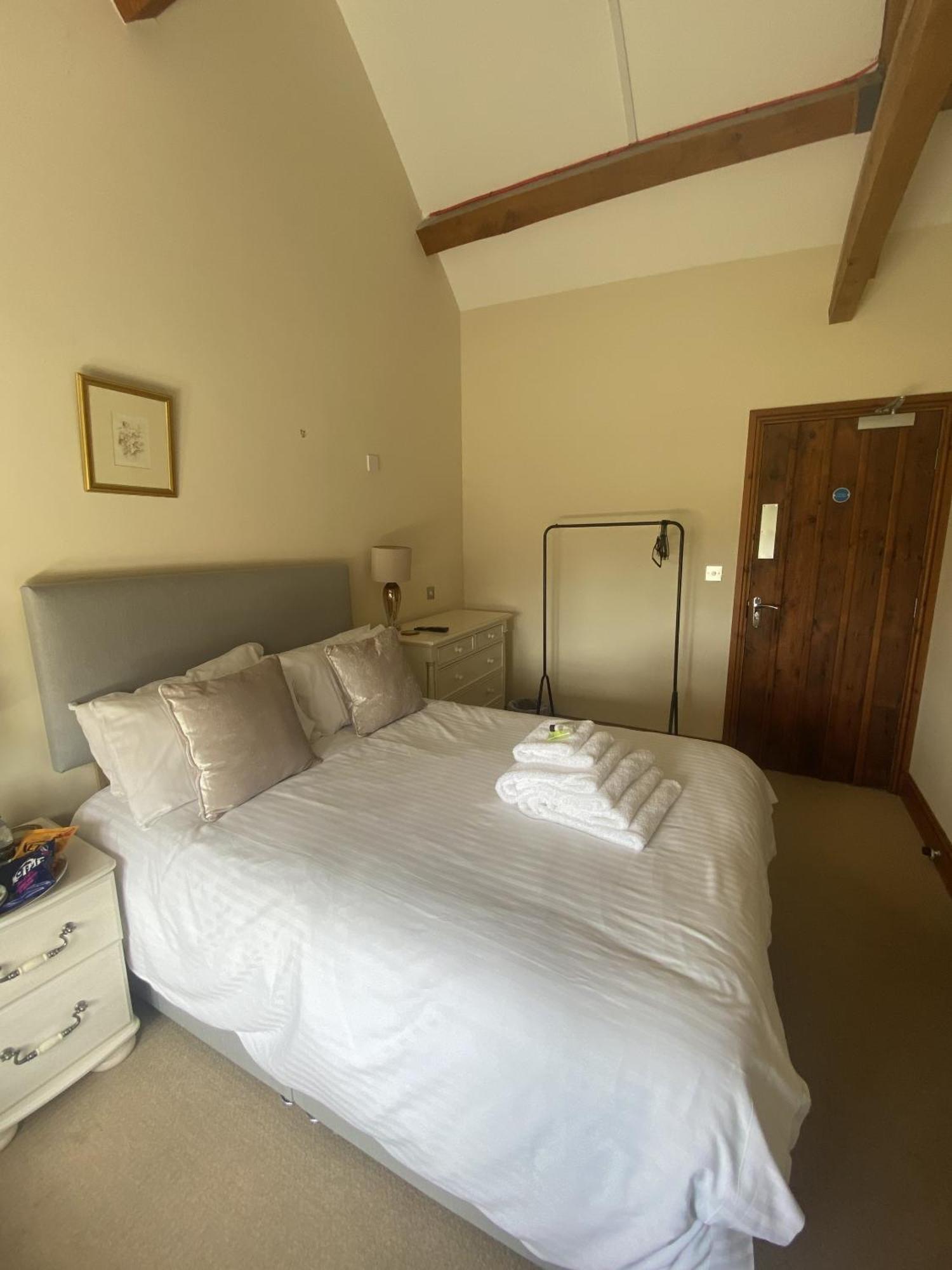 The Rising Sun Inn West Bagborough Ruang foto